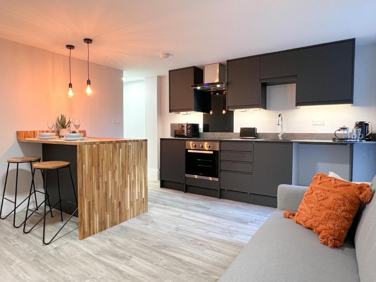 The Bohemian Basement Lägenhet Maidstone Exteriör bild